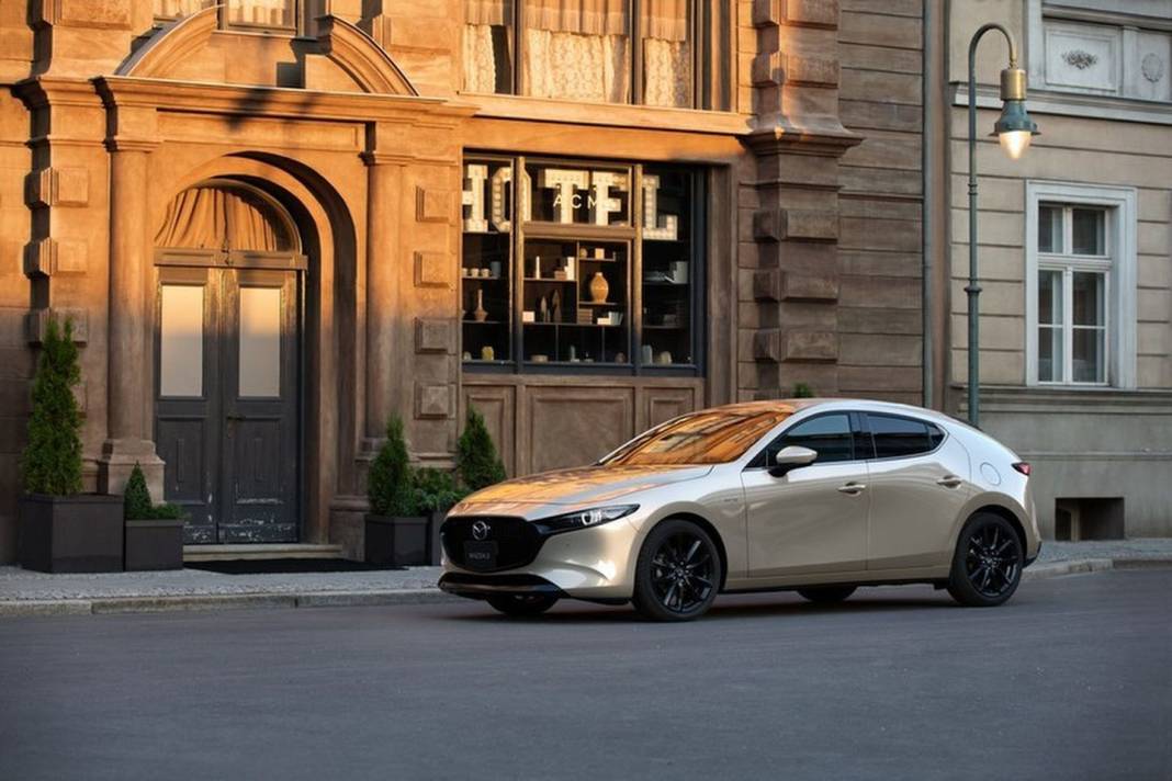 Etiket hatası cep yaktı: 2025 Mazda3 alanlar dava kuyruğunda! 5